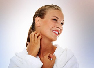 Почему люди чешутся?