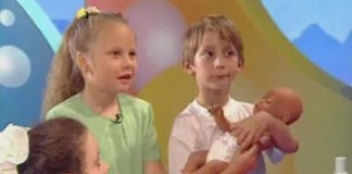 Правила ухода за кожей малыша летом