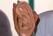 Как закапывать капли в уши?