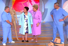 Программа «Жить Здорово» от 28.02.2017: Крик души. Боль в коленях