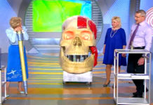 Программа «Жить Здорово» от 20.03.2017: Голова моя тяжелая. Как избавиться от головной боли