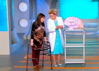 Программа «Жить Здорово» от 29.06.2017: Спецвыпуск «Дыхание Родины». Помощь жителям разных уголков России