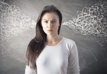 От волнения урчит в животе: как победить неловкость
