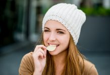 Вредные для зубов продукты и напитки, о которых вы не знали