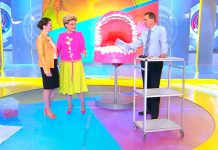 Программа «Жить здорово» от 01.02.2018: Что полость рта говорит о вашем здоровье