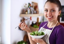 Как есть здоровую еду и не тратить много денег