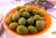 Программа «Жить здорово» от 01.02.2019: Продукты-обманщики. Оливки