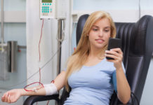 Как спасать жизни, если ты не супергерой: виды донорства крови