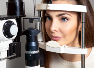 Дистрофия сетчатки – болезнь голубоглазых женщин