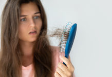 Выпадают волосы: что делать?