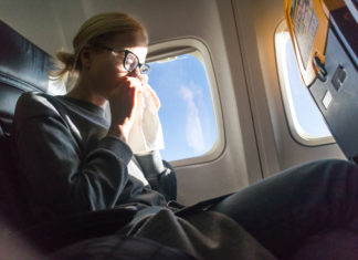 Заоблачные инфекции: как не заболеть в самолёте