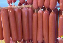 Программа «Жить здорово» от 08.10.2021: Экспертиза. Сосиски