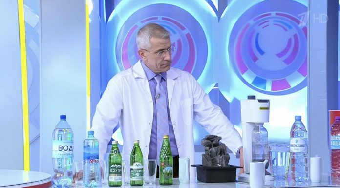 Программа «Жить здорово» от 24.06.2022: Минеральная вода