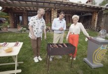 Программа «Жить здорово» от 05.08.2024: Неудачи на даче. Шашлык